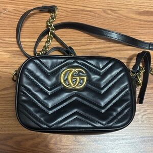 Black Gucci Quilted Leather Crossbody Bag (DUPE)